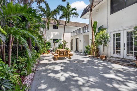 Apartamento en alquiler en Wilton Manors, Florida, 2 dormitorios, 83.61 m2 № 2087592 - foto 18