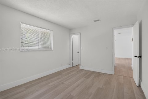 Apartamento en alquiler en Wilton Manors, Florida, 2 dormitorios, 83.61 m2 № 2087592 - foto 10