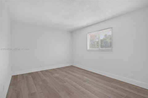 Apartamento en alquiler en Wilton Manors, Florida, 2 dormitorios, 83.61 m2 № 2087592 - foto 9