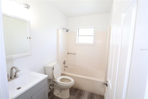 Appartement à louer à Lake Wales, Floride: 1 chambre, 55.74 m2 № 2155804 - photo 4