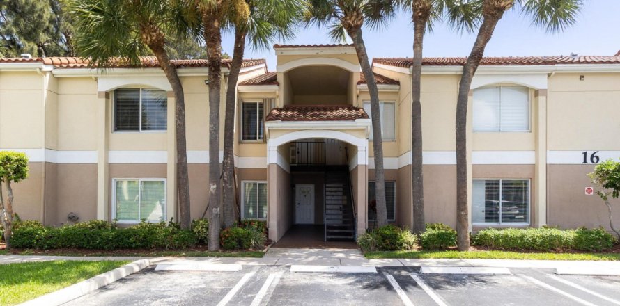 Condominio en Boynton Beach, Florida, 2 dormitorios № 1229177
