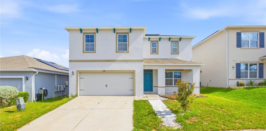 Villa ou maison à Davenport, Floride 4 chambres, 234.67 m2 № 2411604