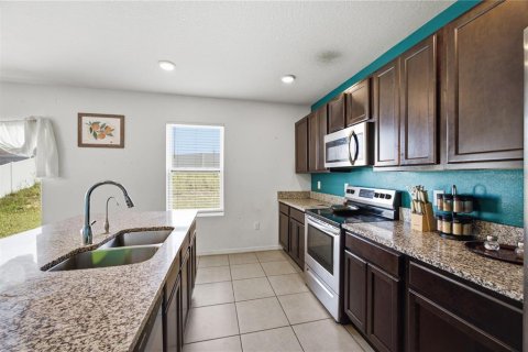 Villa ou maison à louer à Davenport, Floride: 4 chambres, 234.67 m2 № 2411604 - photo 12