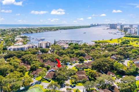 Condo in North Palm Beach, Florida, 3 bedrooms  № 2250095 - photo 22