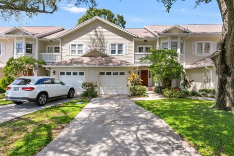 Touwnhouse à vendre à Tampa, Floride: 3 chambres, 162.67 m2 № 1914313 - photo 3