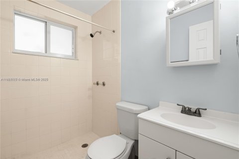 Снять в аренду кондоминиум в Майами, Флорида 2 спальни, 71.26м2, № 1975212 - фото 10