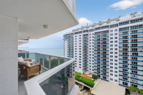 Copropriété à louer à Miami Beach, Floride: 2 chambres, 127.09 m2 № 1946008 - photo 10