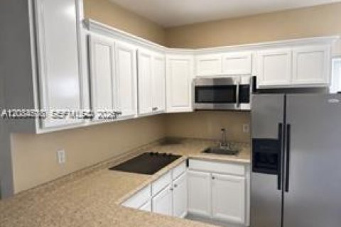 Appartement à Hialeah, Floride 2 chambres, 110.37 m2 № 2353682