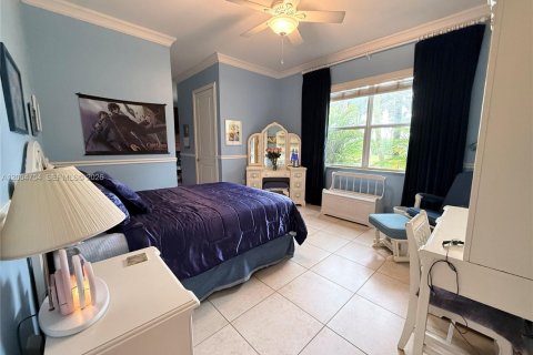 House in Homestead, Florida 4 bedrooms, 439.99 sq.m. № 2069622 - photo 27