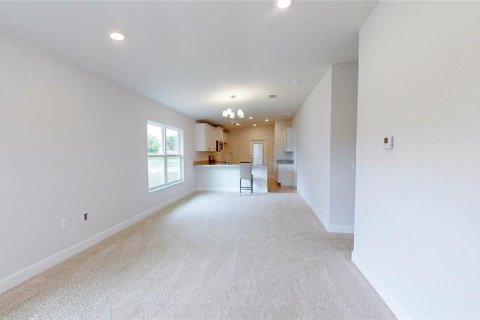 House in Bell, Florida 3 bedrooms, 121.61 sq.m. № 1586664 - photo 7