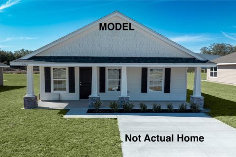House in Bell, Florida 3 bedrooms, 121.61 sq.m. № 1586664 - photo 1