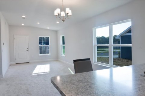House in Bell, Florida 3 bedrooms, 121.61 sq.m. № 1586664 - photo 14