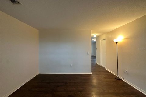 Casa en alquiler en Auburndale, Florida, 4 dormitorios, 261.8 m2 № 1900865 - foto 30