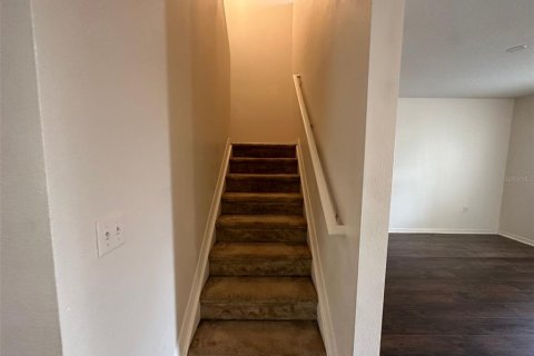 Casa en alquiler en Auburndale, Florida, 4 dormitorios, 261.8 m2 № 1900865 - foto 5