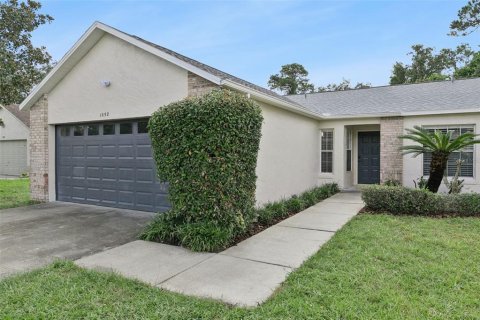Villa ou maison à vendre à Oviedo, Floride: 3 chambres, 131.83 m2 № 2334306 - photo 2