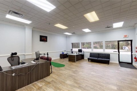 Commercial property in Lake Mary, Florida 520.25 sq.m. № 2210870 - photo 10