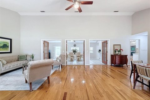 Casa en venta en Tarpon Springs, Florida, 4 dormitorios, 302.77 m2 № 1882769 - foto 17