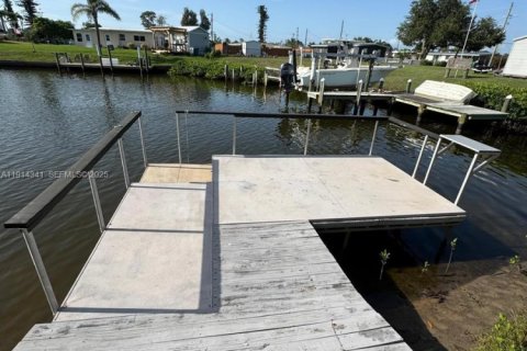 Casa en alquiler en Port Charlotte, Florida, 2 dormitorios № 1969948 - foto 29