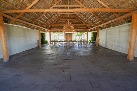 Купить коммерческую недвижимость в Брейдентон, Флорида 195.09м2, № 2109941 - фото 23