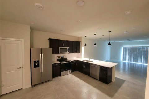 Adosado en alquiler en Davenport, Florida, 3 dormitorios, 161.28 m2 № 2093072 - foto 12