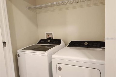Adosado en alquiler en Davenport, Florida, 3 dormitorios, 161.28 m2 № 2093072 - foto 8