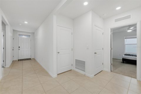 Villa ou maison à vendre à Sanford, Floride: 4 chambres, 168.62 m2 № 2394327 - photo 5