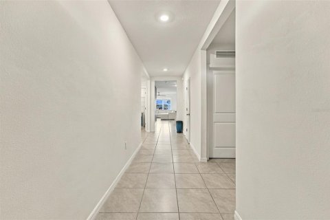 Villa ou maison à vendre à Sanford, Floride: 4 chambres, 168.62 m2 № 2394327 - photo 4