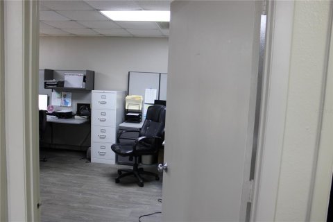 Commercial property in Holiday, Florida 222.97 sq.m. № 2239796 - photo 16