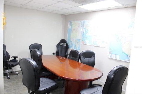 Commercial property in Holiday, Florida 222.97 sq.m. № 2239796 - photo 9
