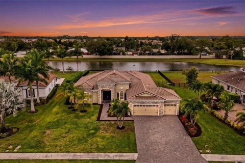 Villa ou maison à Sarasota, Floride 4 chambres, 292.46 m2 № 2408782