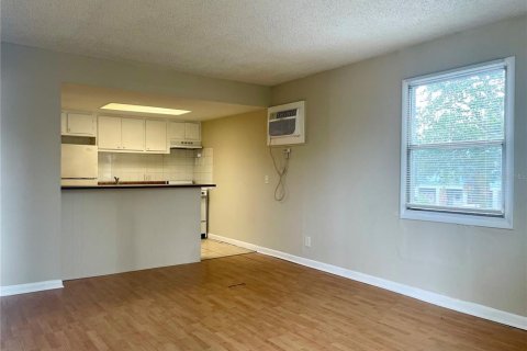 Apartment in Orlando, Florida 1 bedroom, 54.63 sq.m. № 2221057 - photo 2