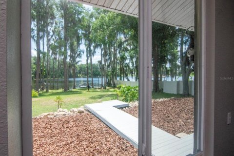 House in Lutz, Florida 3 bedrooms, 198.25 sq.m. № 2157591 - photo 26