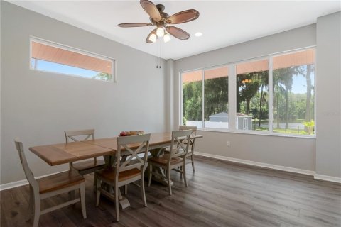 House in Lutz, Florida 3 bedrooms, 198.25 sq.m. № 2157591 - photo 13