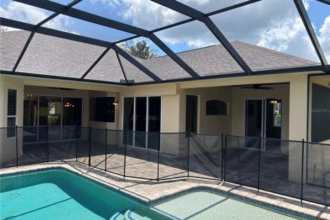 House in Bradenton, Florida 4 bedrooms, 241.08 sq.m. № 1916503 - photo 25