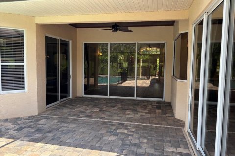 House in Bradenton, Florida 4 bedrooms, 241.08 sq.m. № 1916503 - photo 28