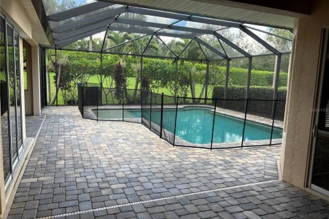 House in Bradenton, Florida 4 bedrooms, 241.08 sq.m. № 1916503 - photo 23