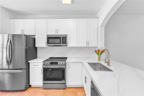 Adosado en venta en Palmetto Bay, Florida, 3 dormitorios, 127.28 m2 № 2041337 - foto 7