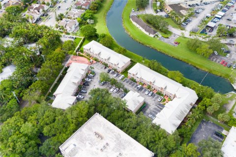 Adosado en venta en Palmetto Bay, Florida, 3 dormitorios, 127.28 m2 № 2041337 - foto 3