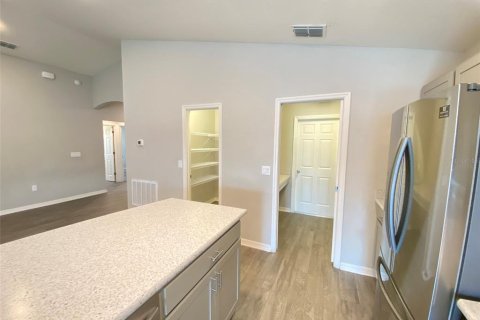 Villa ou maison à louer à Davenport, Floride: 4 chambres, 157.75 m2 № 2138509 - photo 6