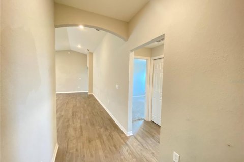 Villa ou maison à louer à Davenport, Floride: 4 chambres, 157.75 m2 № 2138509 - photo 10