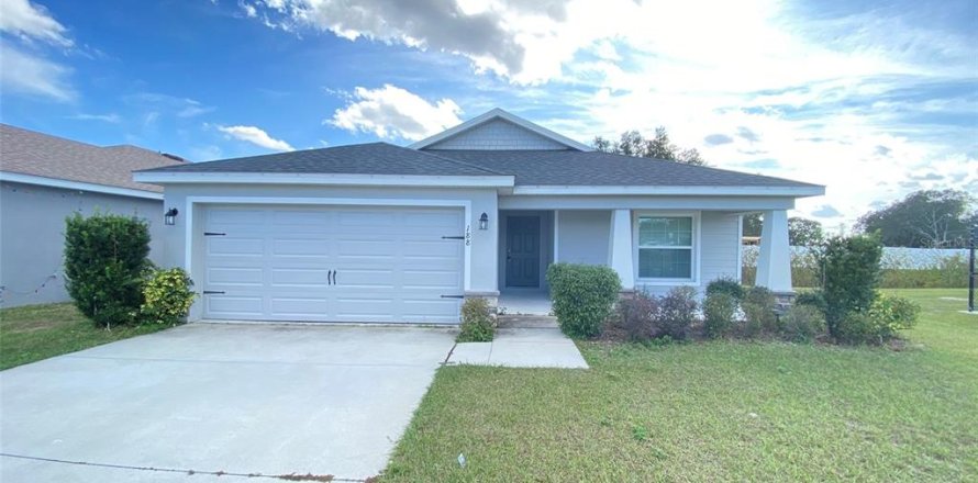 Villa ou maison à Davenport, Floride 4 chambres, 157.75 m2 № 2138509