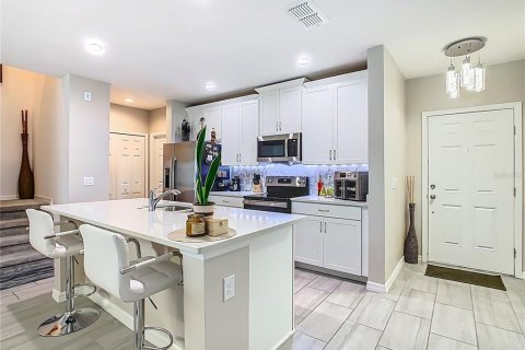 Adosado en venta en Kissimmee, Florida, 3 dormitorios, 178.19 m2 № 1848534 - foto 16