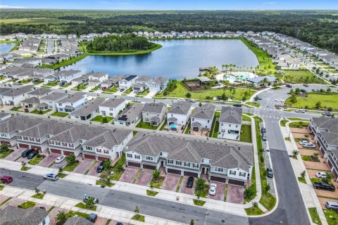 Adosado en venta en Kissimmee, Florida, 3 dormitorios, 178.19 m2 № 1848534 - foto 9
