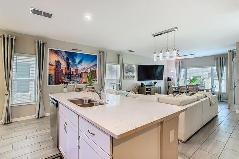 Adosado en venta en Kissimmee, Florida, 3 dormitorios, 178.19 m2 № 1848534 - foto 14