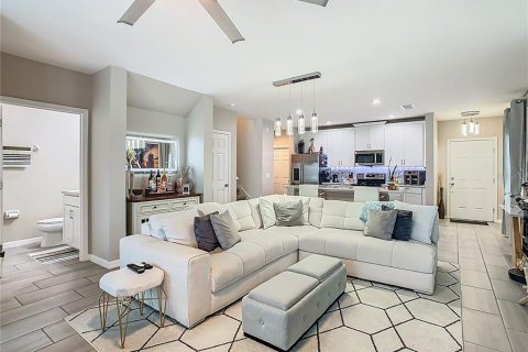 Adosado en venta en Kissimmee, Florida, 3 dormitorios, 178.19 m2 № 1848534 - foto 17