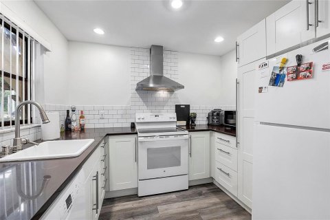 Купить кондоминиум в Плантация, Флорида 3 комнаты, 73.39м2, № 2085400 - фото 17