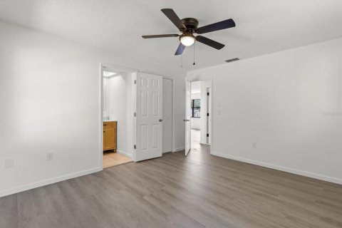 House in Inverness, Florida 3 bedrooms, 118.54 sq.m. № 1917005 - photo 22