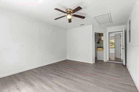 House in Inverness, Florida 3 bedrooms, 118.54 sq.m. № 1917005 - photo 27