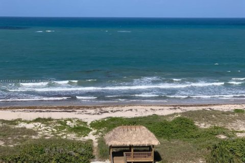 Condominio en venta en Hutchinson Island South, Florida, 2 dormitorios, 100.15 m2 № 2020075 - foto 24