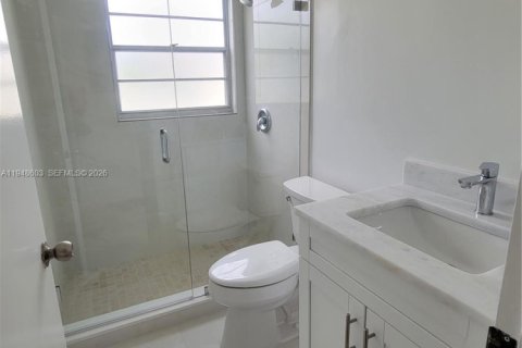 Снять в аренду кондоминиум в Бока-Ратон, Флорида 2 спальни, 78.04м2, № 2004441 - фото 27